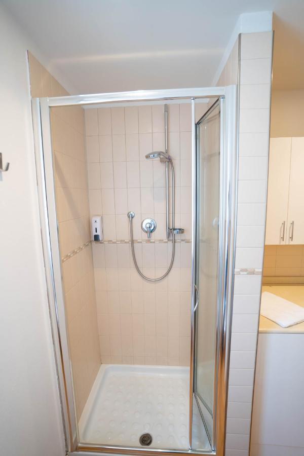 V12 Apartments - Alfieri 2A Новара Экстерьер фото
